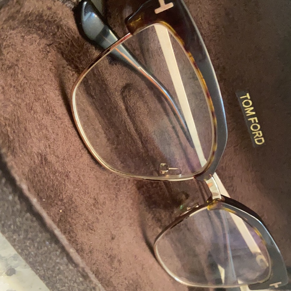 Tom Ford - Picture 2 of 8